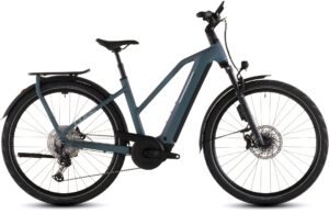 Cube Kathmandu Hybrid EXC 800
